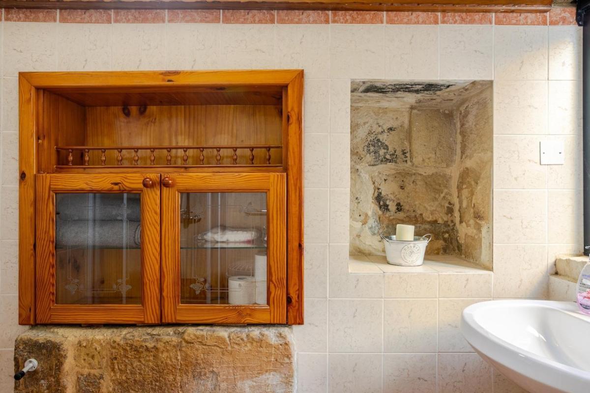 Traditional Entire Maisonette Close To Airport Birżebbuġa
